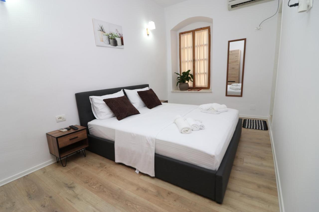 Bed and Breakfast Gaia Vlorë Exterior foto