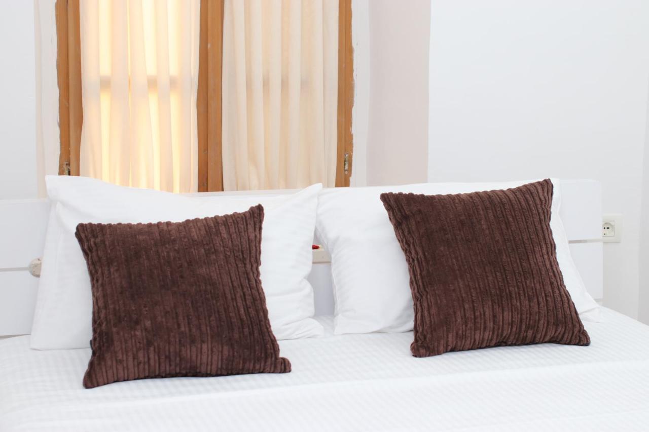 Bed and Breakfast Gaia Vlorë Exterior foto